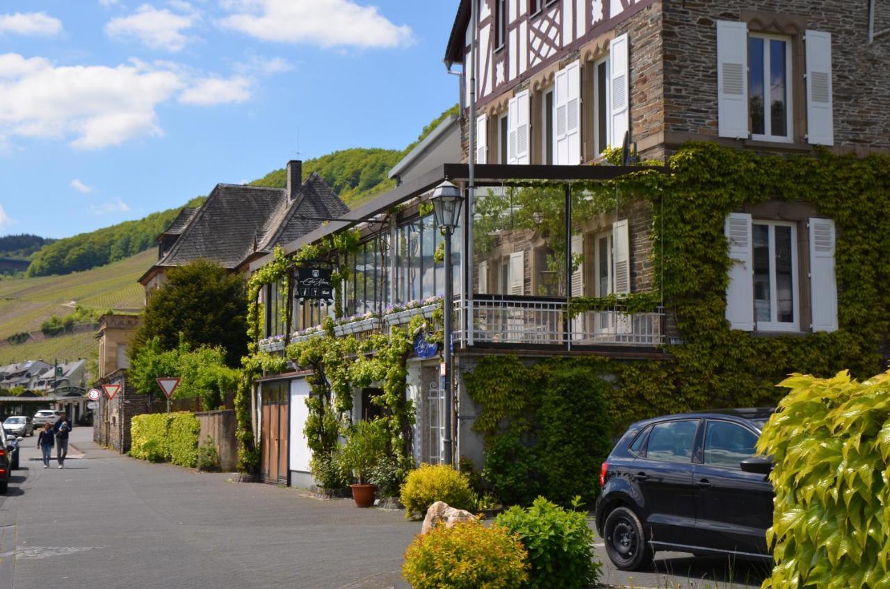 Weingut Erbes-Henn Hotel Ürzig Екстериор снимка